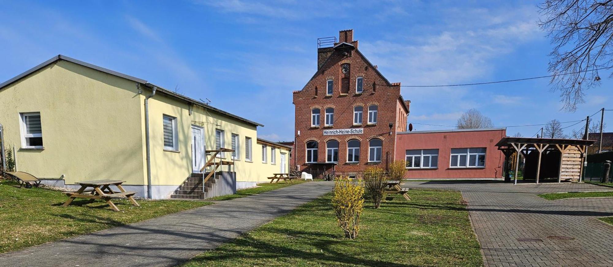 Gaestewohnung Heinrich Heine Schule Bad Dürrenberg Exteriér fotografie